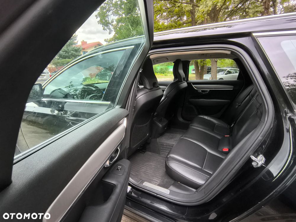 Volvo V90 D4 Geartronic Inscription - 24