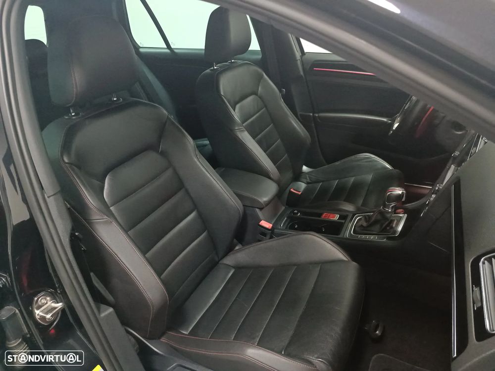 VW Golf GTI Performance BlueMotion DSG - 12