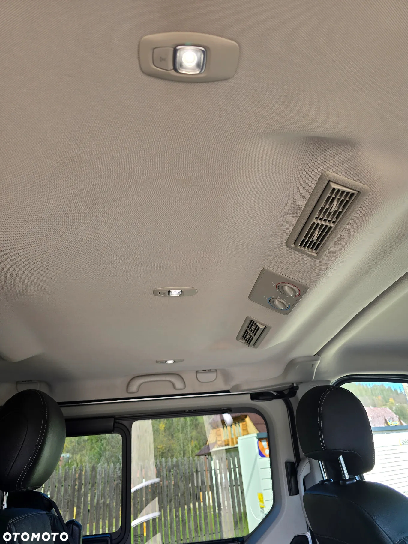 Renault Trafic Grand SpaceClass 2.0 dCi EDC - 9