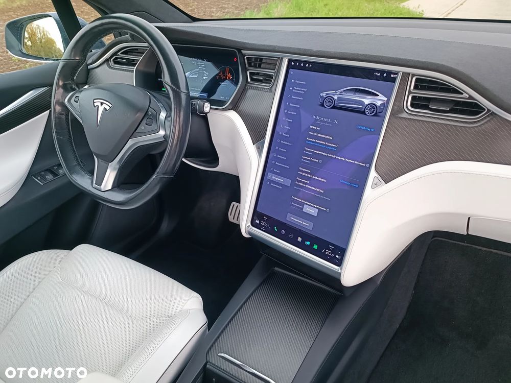 Tesla Model X Performance - 29
