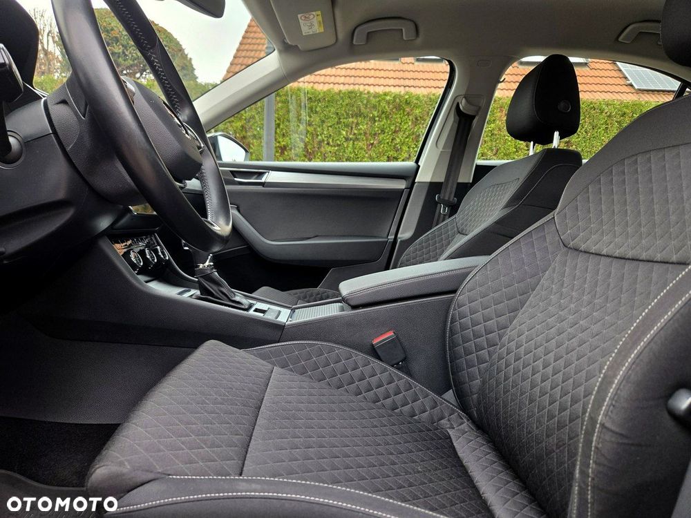 Skoda Superb 1.5 TSI Style DSG - 8