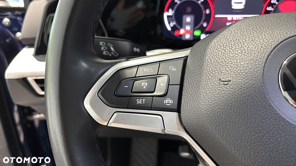 Volkswagen Golf VIII 2.0 TDI Life DSG - 24