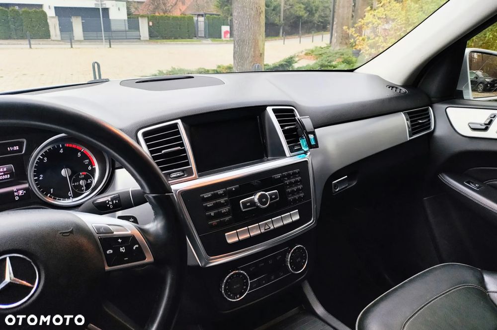 Mercedes-Benz ML 350 BlueTEC 4MATIC 7G-TRONIC - 11