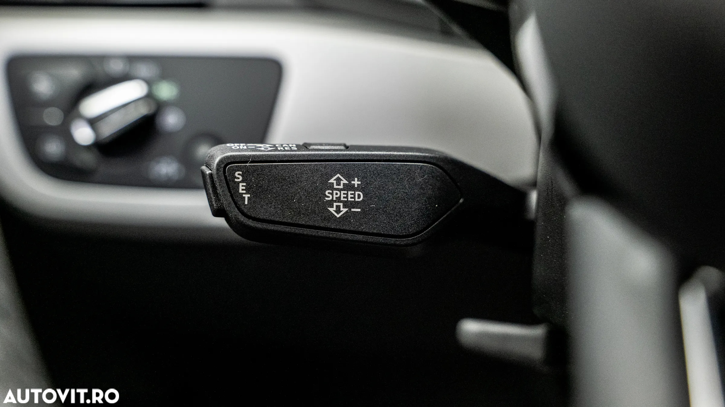 Audi A4 2.0 TDI S tronic Design - 21