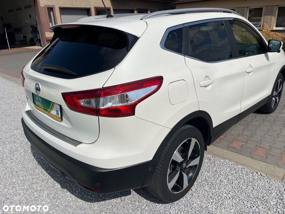 Nissan Qashqai 1.2 DIG-T N-Connecta Xtronic EU6 - 3