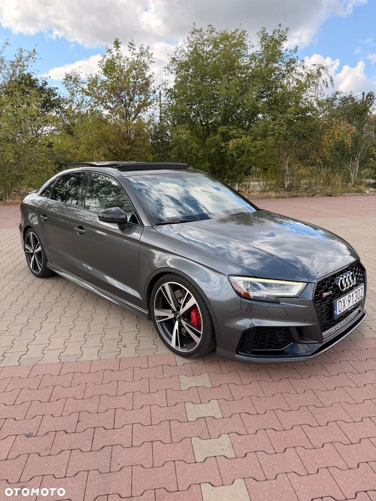 Audi RS3 Limousine - 5