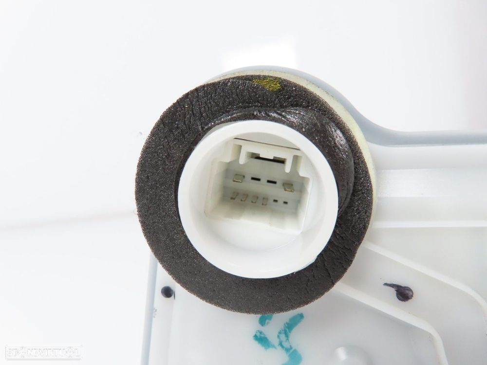 Fecho da porta Esquerdo/Frente Seminovo/ Original TOYOTA COROLLA Estate (_E21_)/... - 3