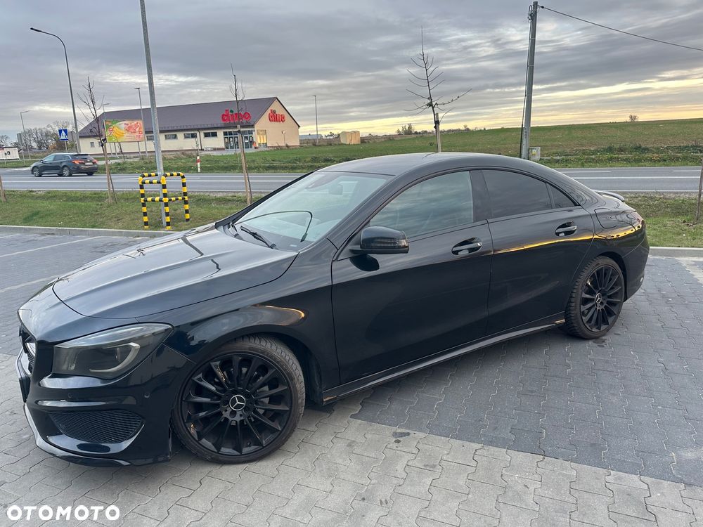 Mercedes-Benz CLA 200 7G-DCT AMG Line - 3