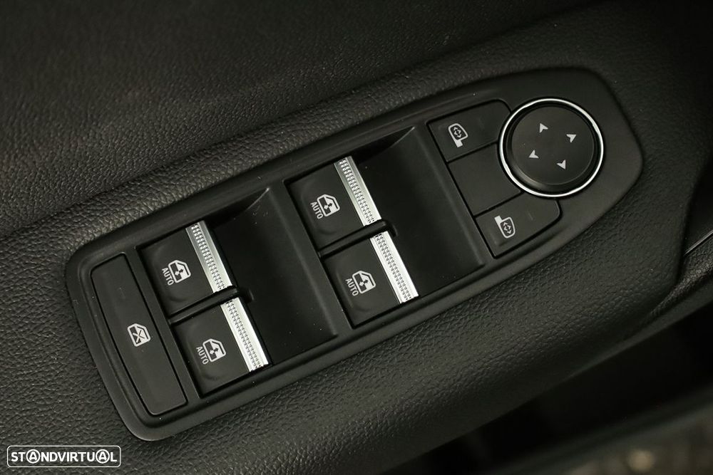 Renault Captur 1.0 TCe Techno Bi-Fuel - 22