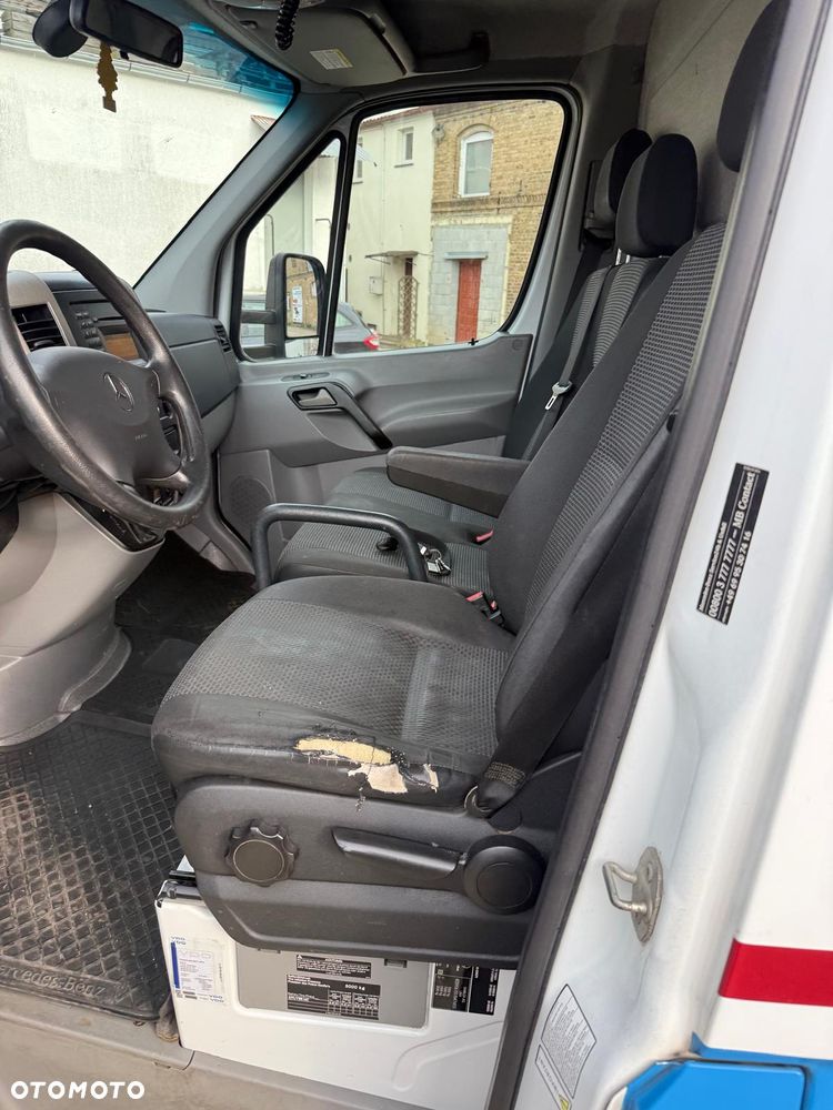 Mercedes-Benz Sprinter - 15