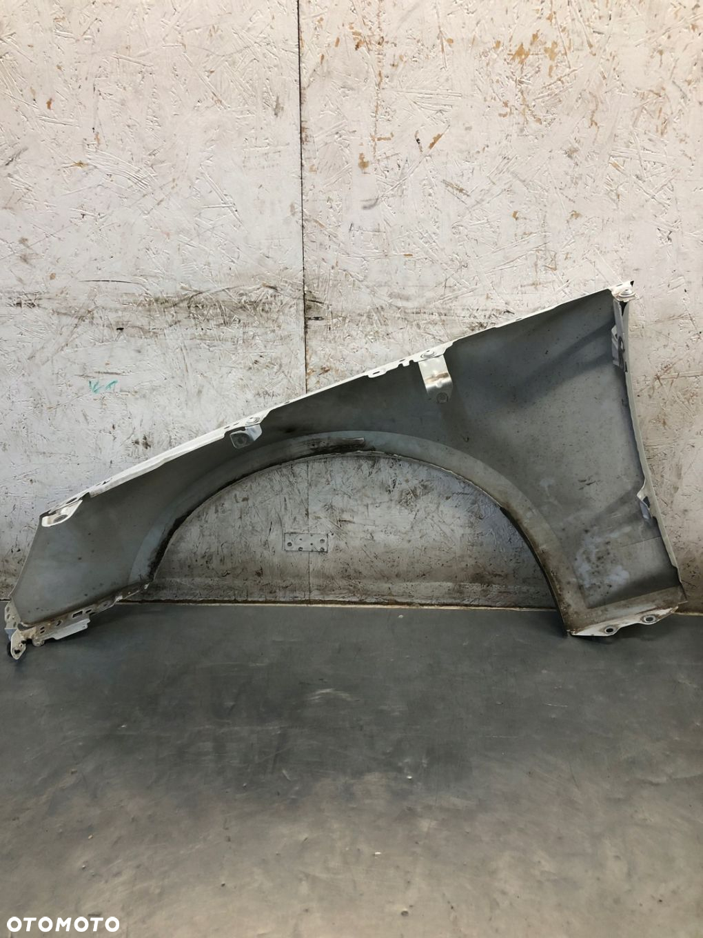 BŁOTNIK PRAWY PRZEDNI LS9R AUDI A4 B9 15-19 - 10