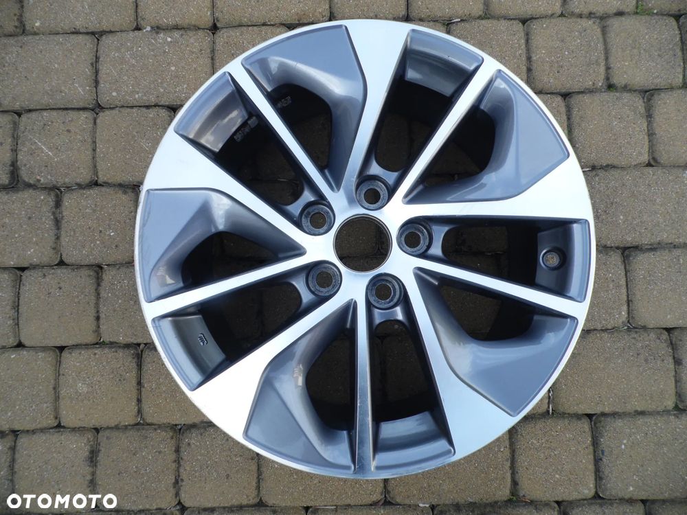 Felga 17'' 5x114,3 Toyota 7x17 ET39 AZQ - 1