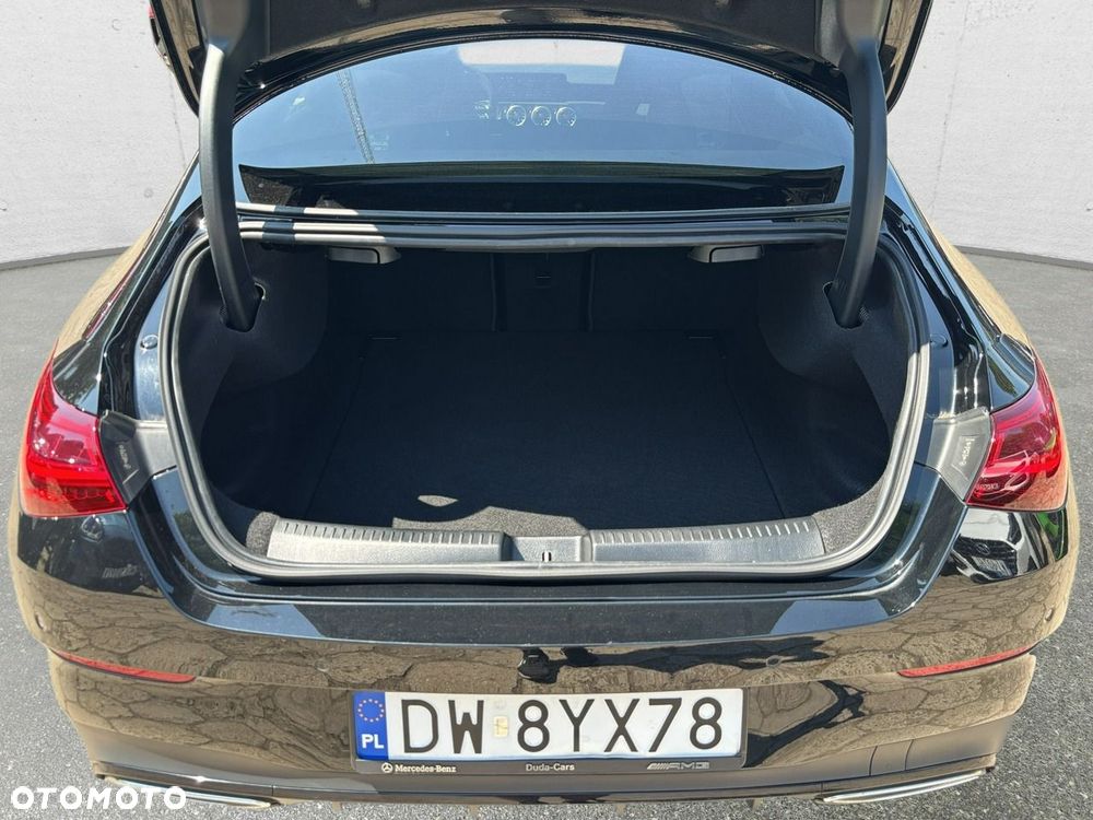 Mercedes-Benz CLA - 25