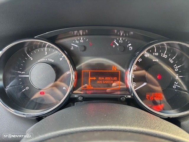 Peugeot 5008 1.6 E-HDi 7L Allure 2-Tronic - 3