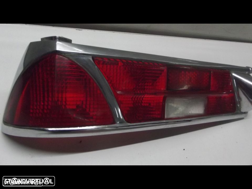 mercedes antigo farolins traseiros - 3