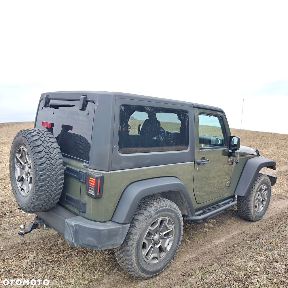 Jeep Wrangler - 5