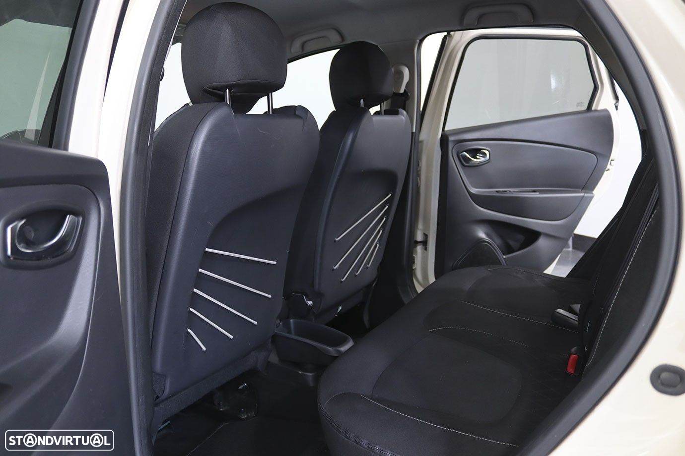 Renault Captur 0.9 TCE Expression - 11