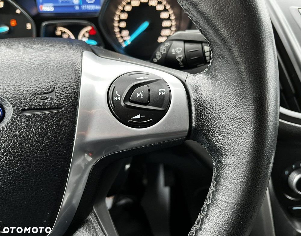 Ford Kuga 2.0 TDCi 4WD Titanium - 19