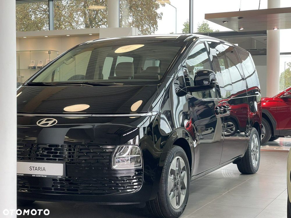 Hyundai Staria - 5