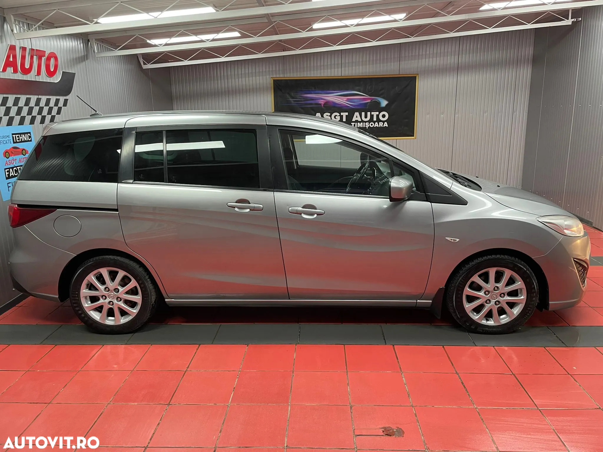 Mazda 5 - 22