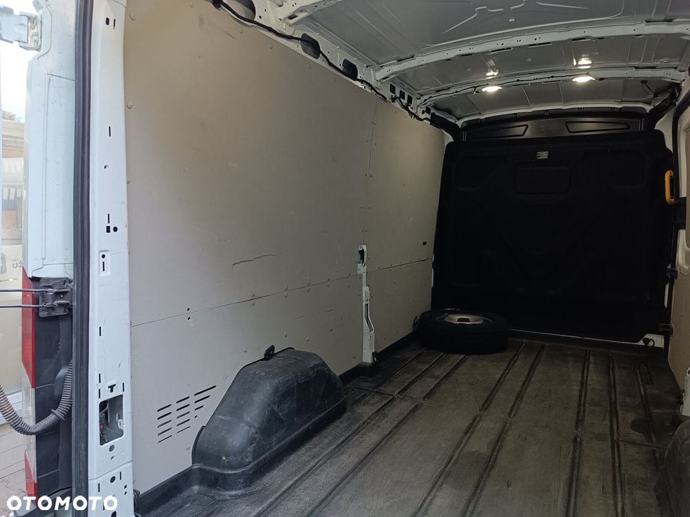 Ford transit L3H2 - 22