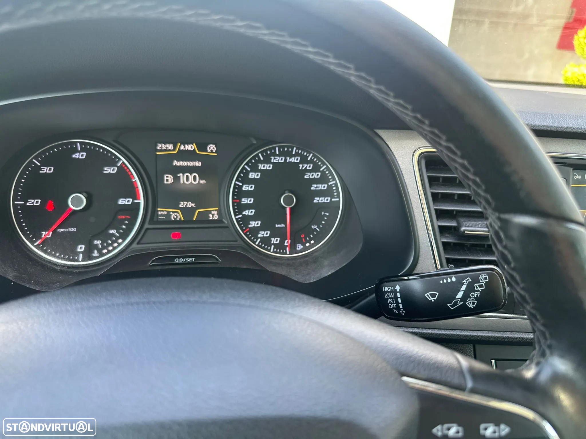 SEAT Leon ST 2.0 TDI FR - 26