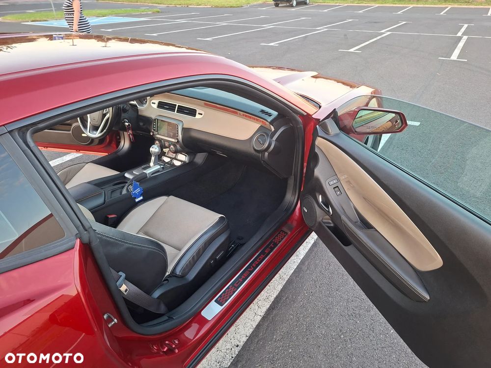 Chevrolet Camaro 6.2 V8 Coupe - 12