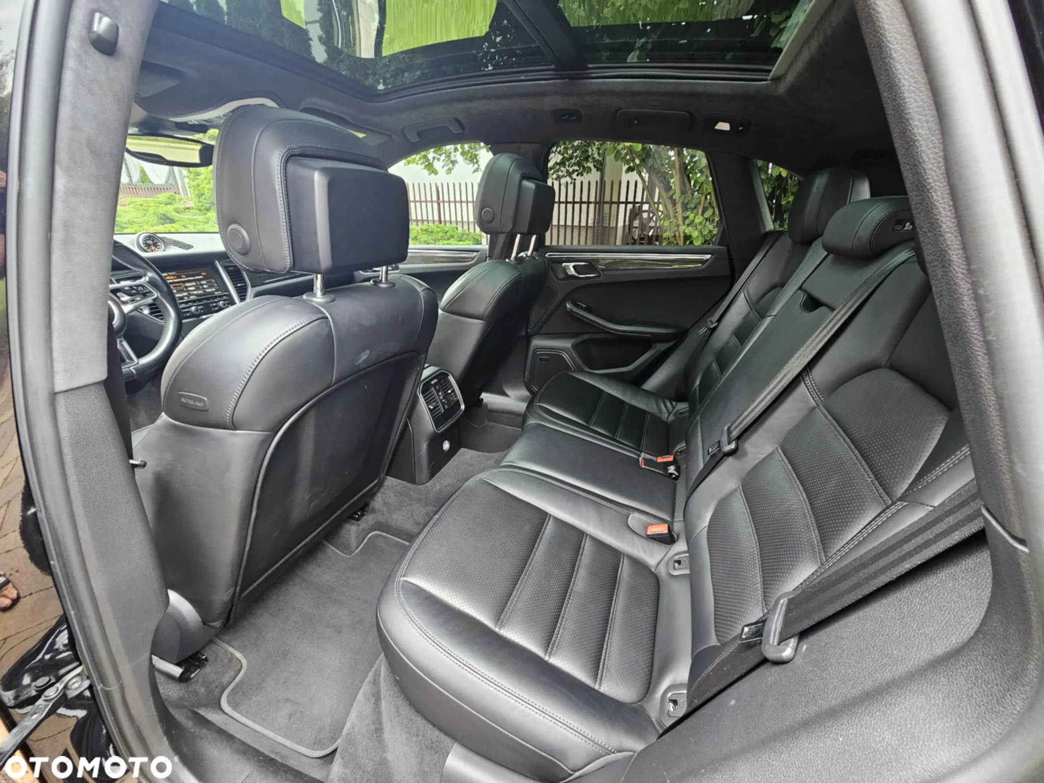 Porsche Macan Turbo PDK - 16