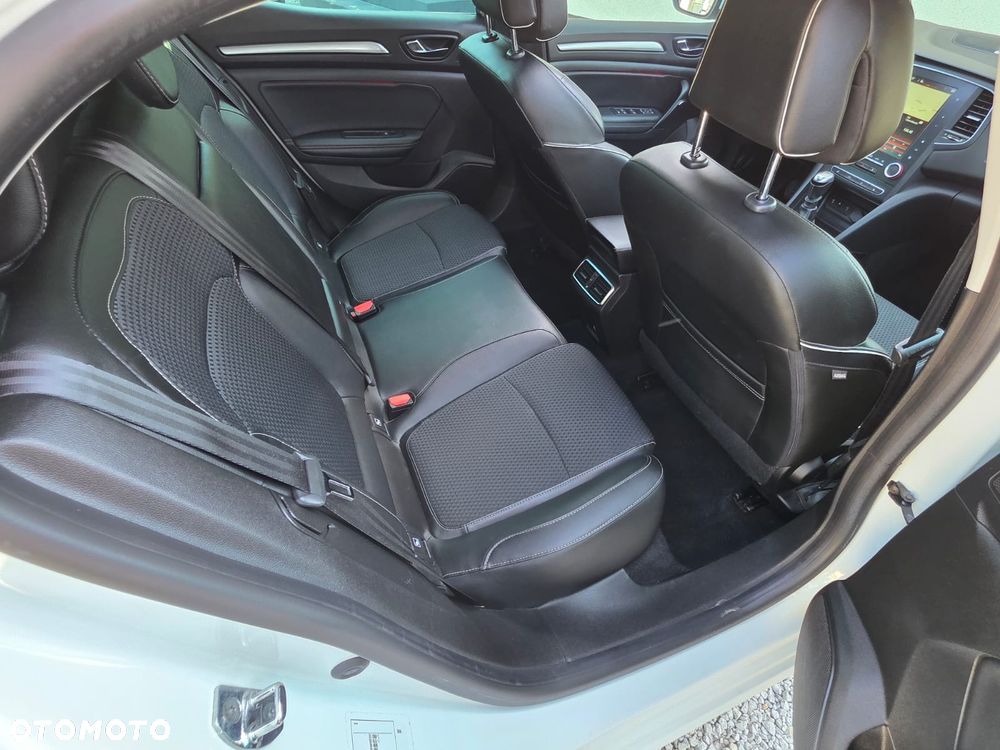 Renault Megane ENERGY dCi 130 BOSE EDITION - 29