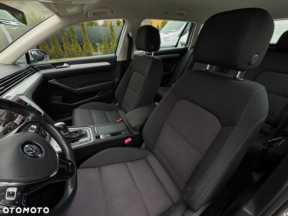 Volkswagen Passat Variant 1.5 TSI OPF DSG Comfortline - 14