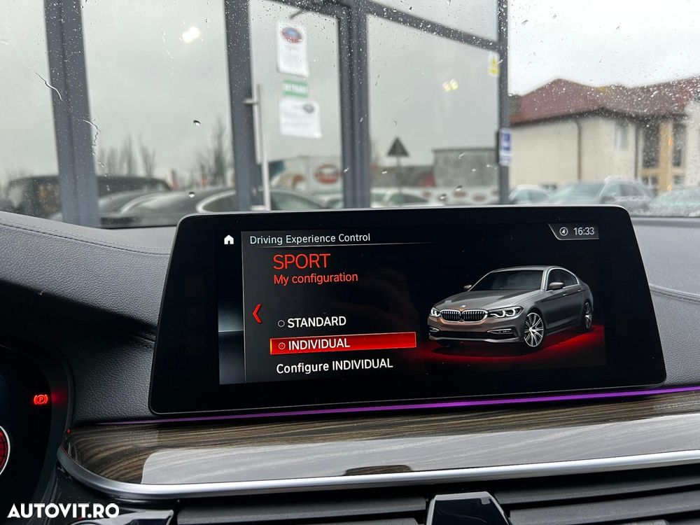 BMW Seria 5 520d xDrive AT - 26