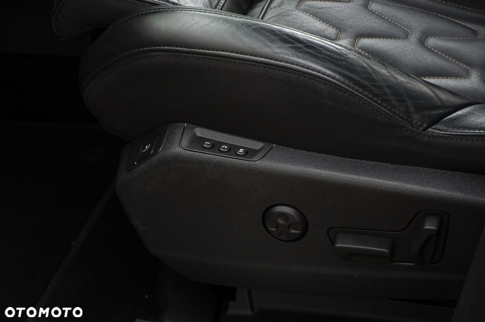 Peugeot 3008 - 24