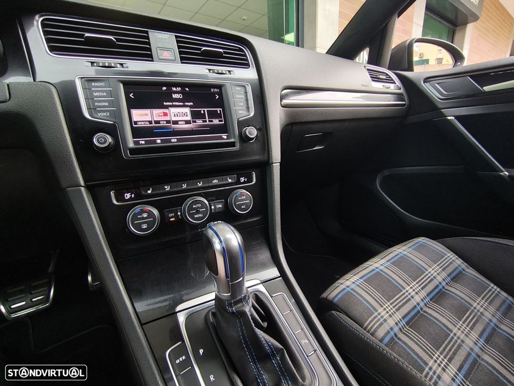 VW Golf 1.4 GTE Plug-In-Hybrid DSG - 9