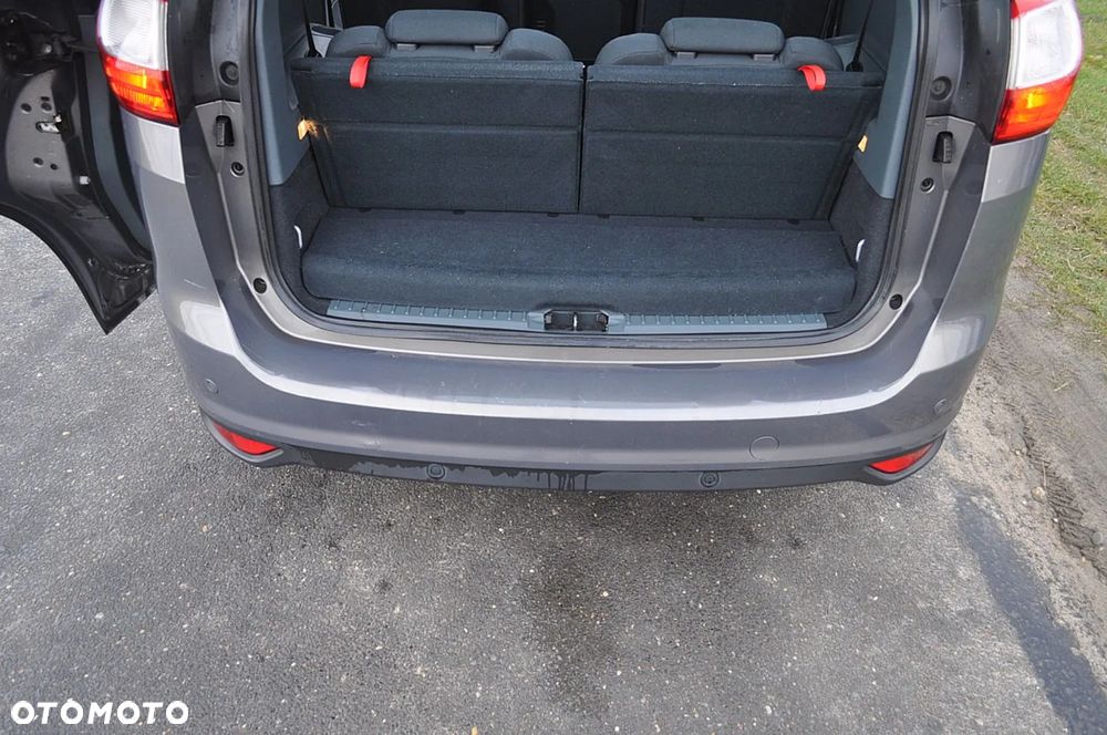 Ford Grand C-MAX 1.6 TDCi Titanium - 17