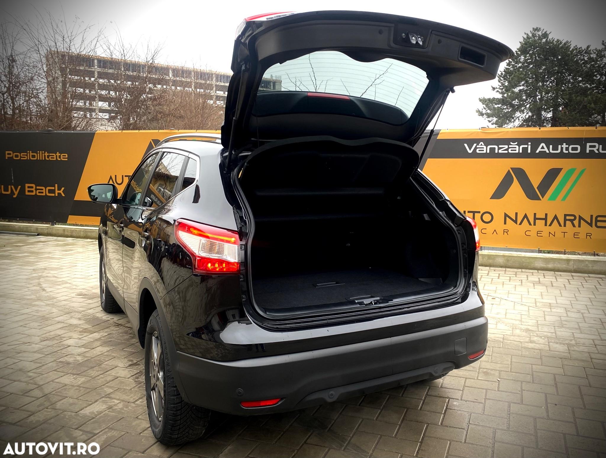 Nissan Qashqai 1.6 DCi ACENTA - 4