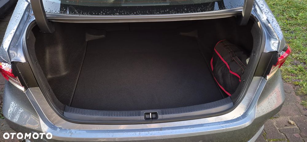 Toyota Corolla 1.6 Comfort - 22