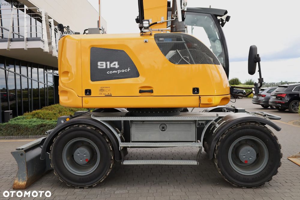 Liebherr A914 Compact Litronic - 4