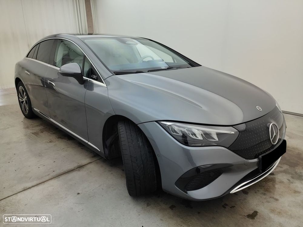 Mercedes-Benz EQE - 5