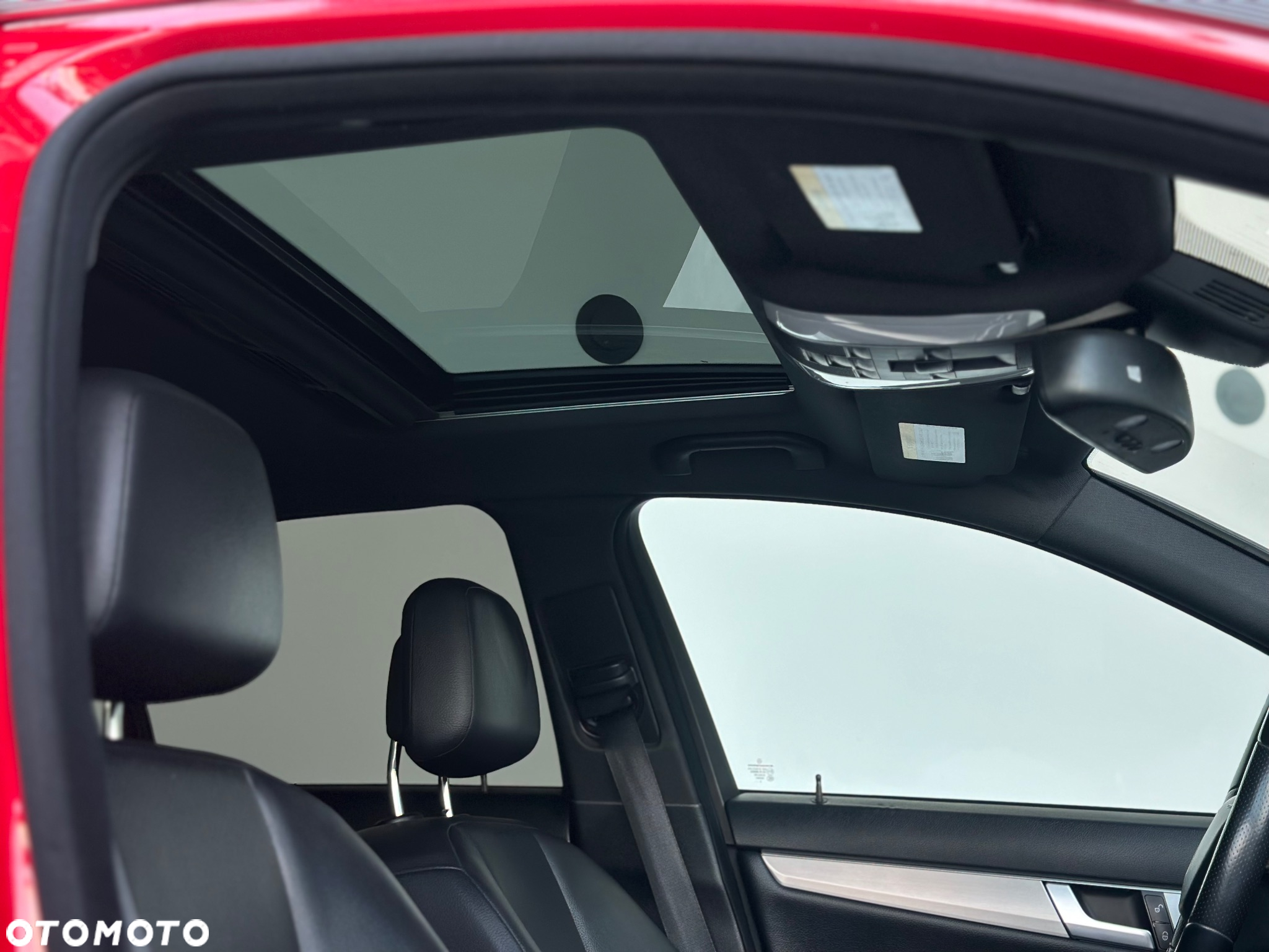 Mercedes-Benz Klasa C 250 CGI Automatik BlueEFFICIENCY - 27