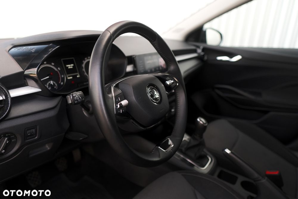 Skoda Fabia 1.0 TSI Ambition - 34