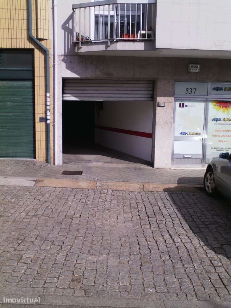 Arrenda-se garagem fechada com 19 m2 - Rua da Rasa - Grande imagem: 5/5