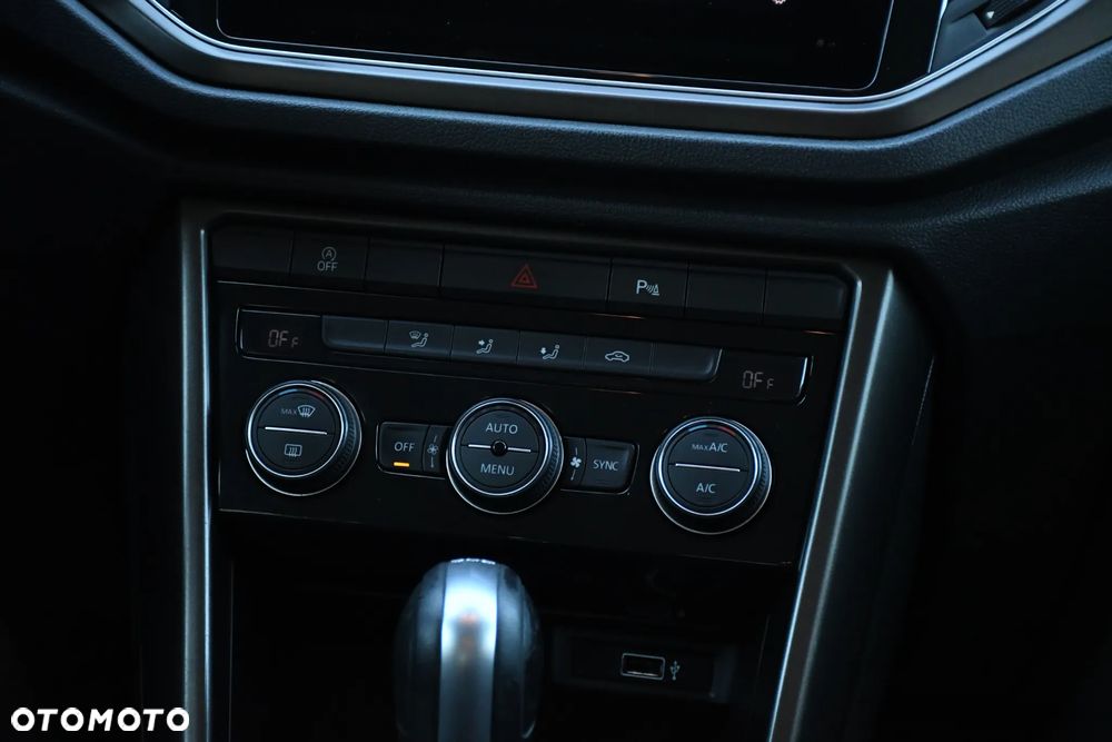 Volkswagen T-Roc Diesel ACTIVE - 10