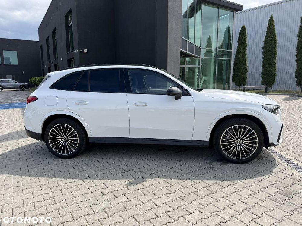 Mercedes-Benz GLC 300 mHEV 4-Matic AMG Line - 2