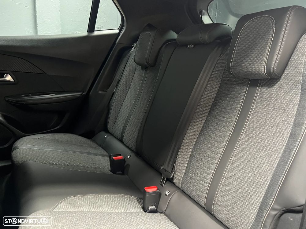 Peugeot 2008 1.2 PureTech Allure Pack - 15