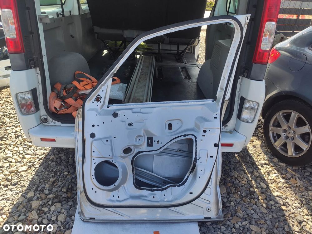 CC Drzwi Prawy Przód Ford S-MAX II S-max 2 15- - 6