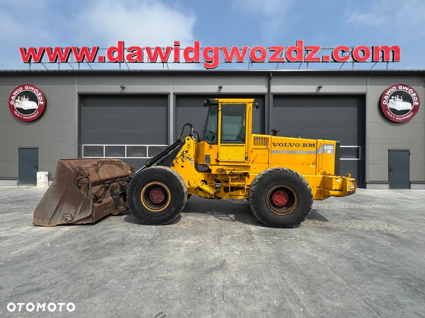 Volvo L90B