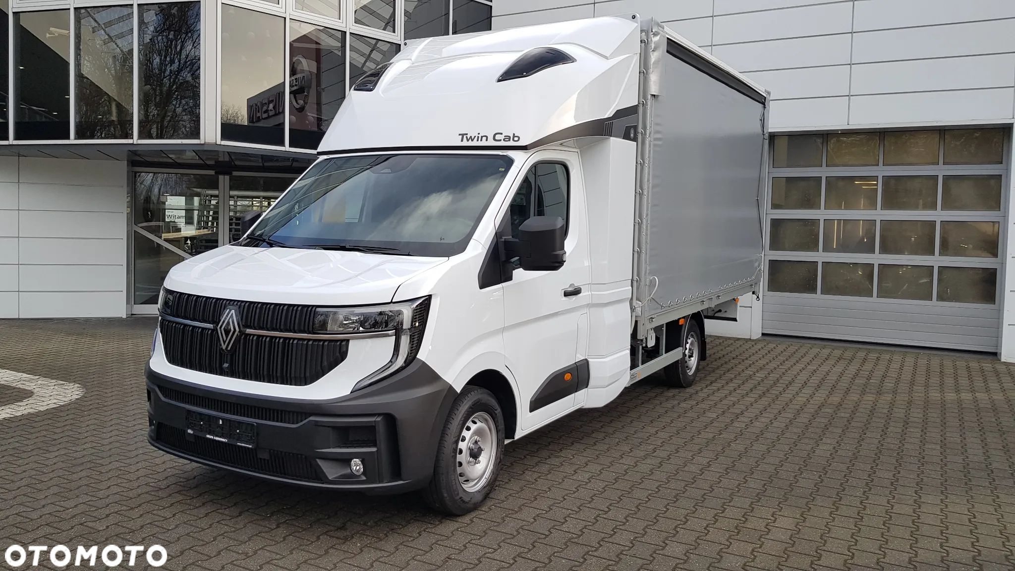 Renault Master TwinCab - 1