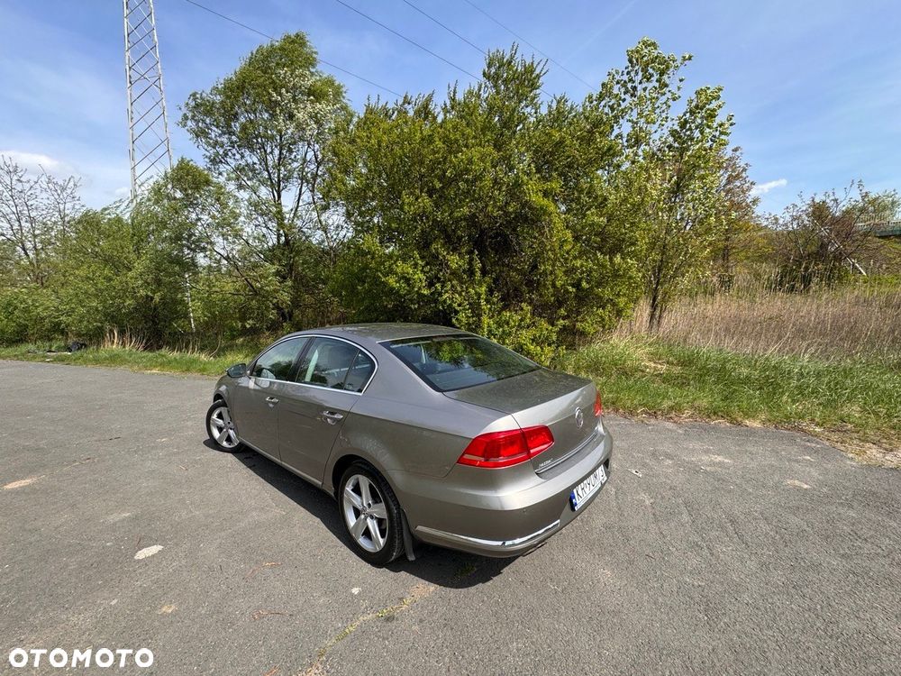 Volkswagen Passat 2.0 TDI 4Mot Comfortline - 4