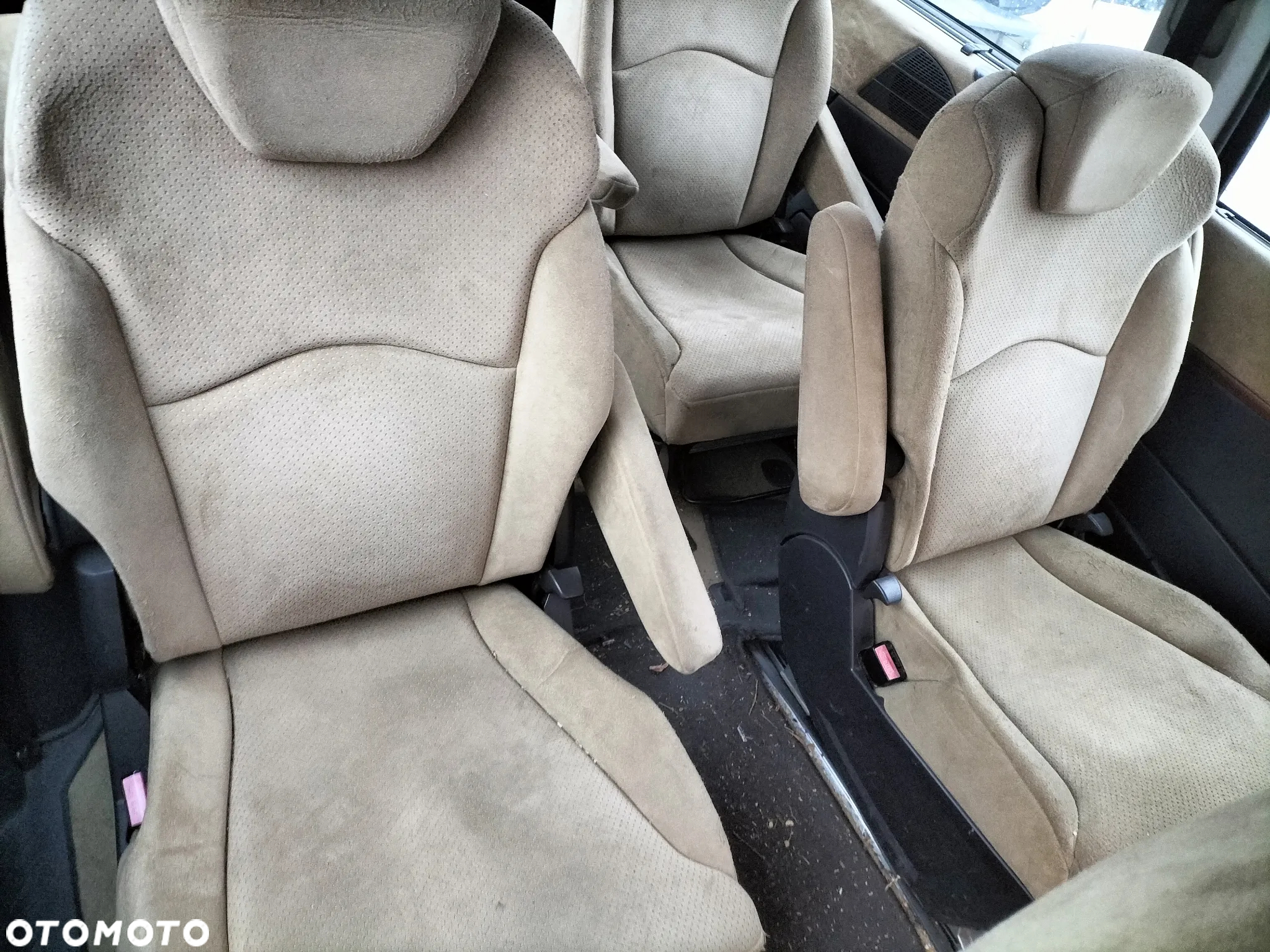 DRZWI PRZEDNIE PRAWE LEWE LANCIA PHEDRA 02-10r KOD LAK. KMPD - 17