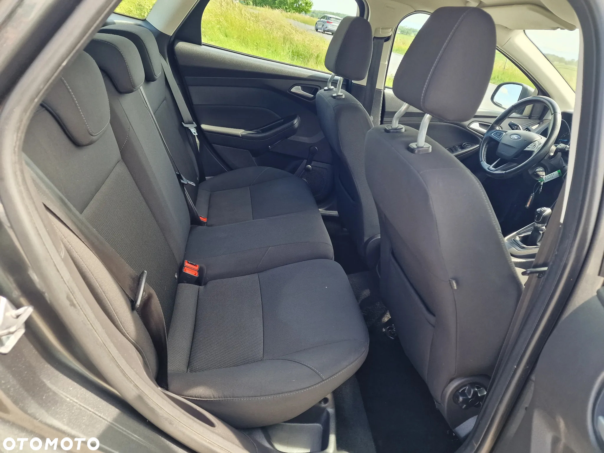Ford Focus 1.0 EcoBoost Trend Edition - 24